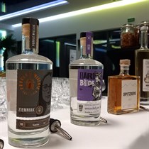 Degustacja okowit i wódek starzonych