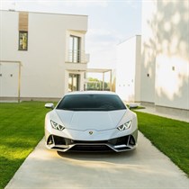 Ekstremalna jazda Lamborghini Huracán na długim 4 km torze w Poznaniu 