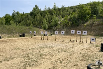 Strzelanie standardowe - niedzielne szkolenie na strzelnicy z instruktorem - Warszawa