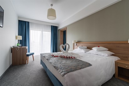Romantyczny Pobyt dla Dwojga z Kolacją Przy Świecach w 4-gwiazdkowym Hotelu Lambert