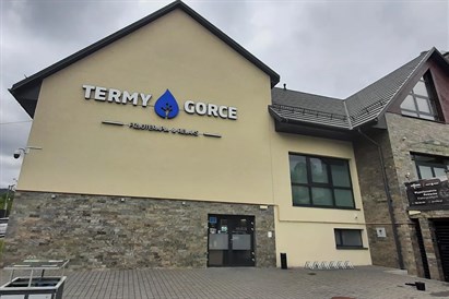 Weekendowy relaks dla rodziny w Termach Gorce – basen termalny i spa
