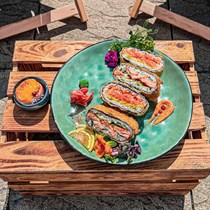Sushi dla dwojga w Suszarni we Wrocławiu (Kąty Wrocławskie)