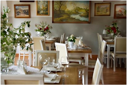 Romantyczny nocleg z kolacją w Kazimierzu – Willa Pod Basztą