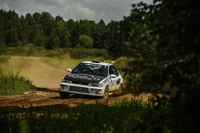 Jazda Subaru Impreza STI Type RA – moc rajdówki na szutrze!