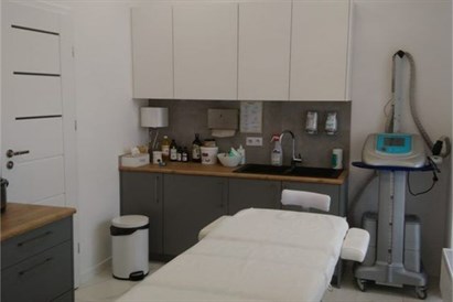 Voucher kwotowy do salonu DSkin Kosmetologia Estetyczna w Warszawie
