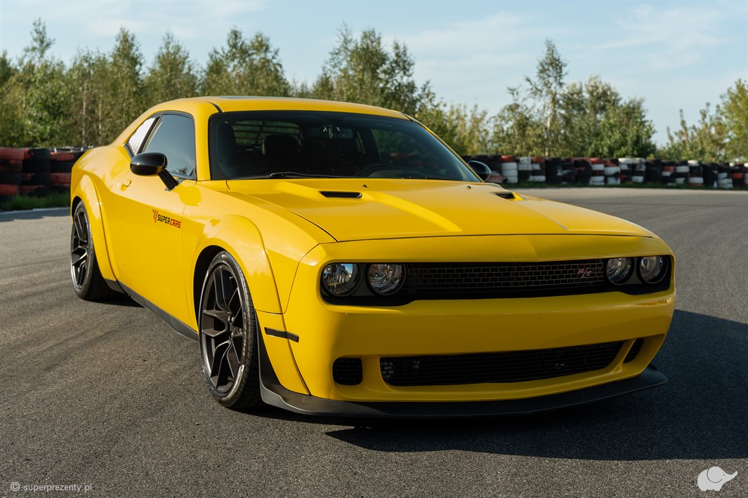 Jazda Dodge Challenger