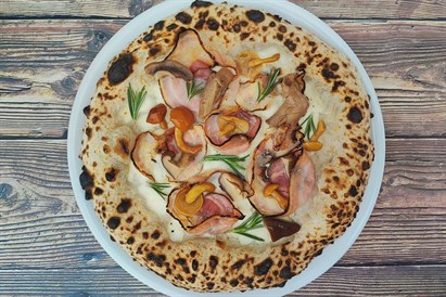 Warsztaty pizzy neapolitańskiej z nauką przygotowania ciasta w Da Costantino - Warszawa