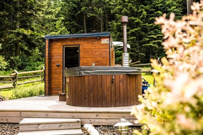 Romantyczny weekend dla dwojga w sercu lasu - Chata „na Końcu” Świata w Słopnicach