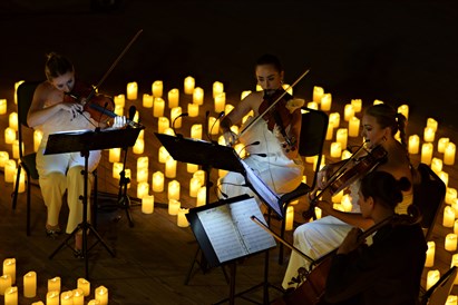 Koncert przy świecach w Toruniu– 60 minut muzycznych emocji