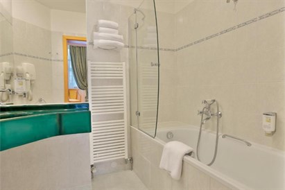 Pobyt dla dwojga w Czechach - 4-gwiazdkowy Belvedere Wellness Hotel w Mariańskich Łaźniach