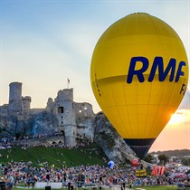 Rodzinny lot balonem dla 4 osób na wyłączność – Jura Krakowsko-Częstochowska