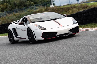 Jazda Lamborghini Gallardo z filmowaniem