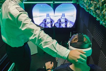 Zostań pilotem myśliwca – symulator lotu F-16/F-18/F-35