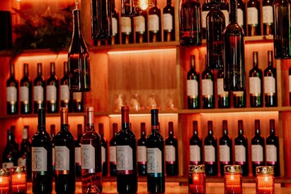 Winnica Dwórzno zimą – zwiedzanie, degustacja i wino dla dwojga!