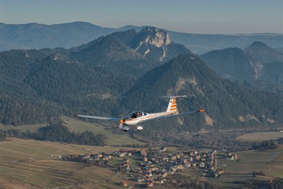 Lot motoszybowcem nad Gorcami – 20 min widoków na Nowy Targ i okolice 