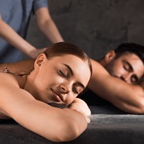 Rytuał bliskości dla dwojga – masaż i deser w Masaje SPA Wrocław