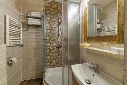 Weekend w górach dla dwojga w Willi Roztoka + Termy Podhala