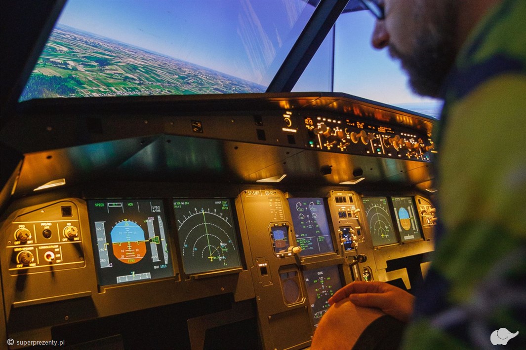 Zostań pilotem Airbus A320 NEO – symulator lotu w Warszawie