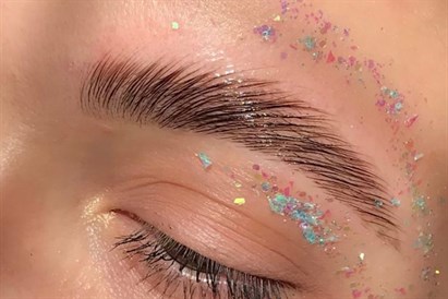 Laminacja brwi + koloryzacja + regulacja - Doll Beauty Studio Kraków