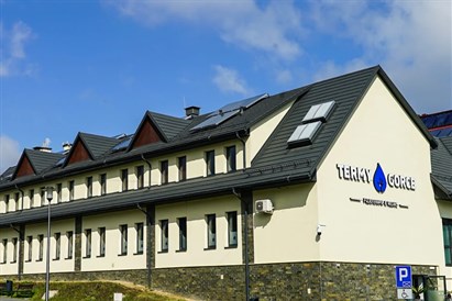 Rodzinny relaks w Termach Gorce – basen, jacuzzi, sauny i grota solna