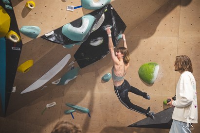 Bouldering dla dwojga z instruktorem + wejście open – VOLT Toruń