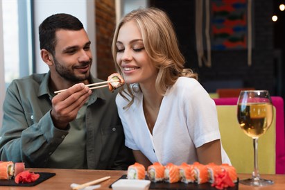 Smakowity Zestaw Sushi dla dwóch osób w Bento Sushi w Poznaniu