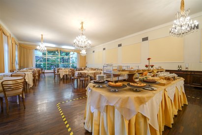 Toskania dla 2 osób – Hotel Cappelli z basenem i wyżywieniem