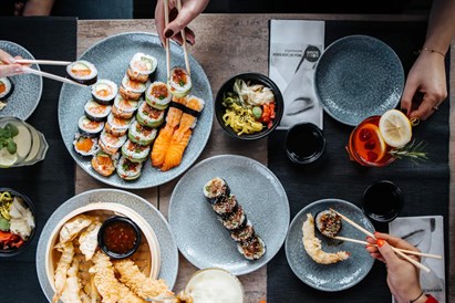 Sushi we dwoje - romantyczna kolacja w Koku Sushi 
