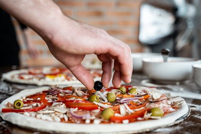 Romantyczna kolacja z warsztatami robienia pizzy dla dwojga