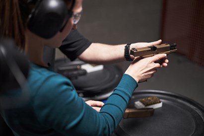 Super chwile dla dwojga: strzelanie na strzelnicy PM SHooter Warszawa