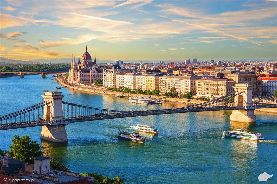 Romantyczny weekend w Budapeszcie dla dwojga w Escala Hotel & Suites