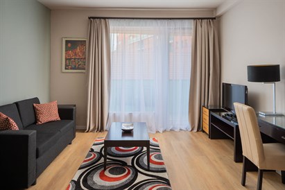Romantyczny weekend w Budapeszcie dla dwojga w Escala Hotel & Suites