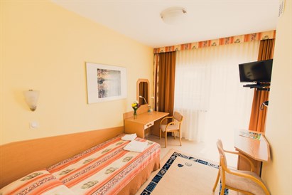 Weekend nad Zalewem Zegrzyńskim dla dwojga z romantyczną kolacją