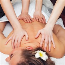 Masaż na cztery ręce w Studio FEU Wrocław