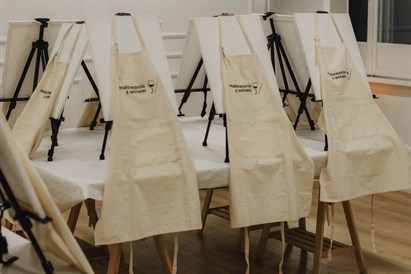 Malowanie z winem – voucher kwotowy na zajęcia w całej Polsce