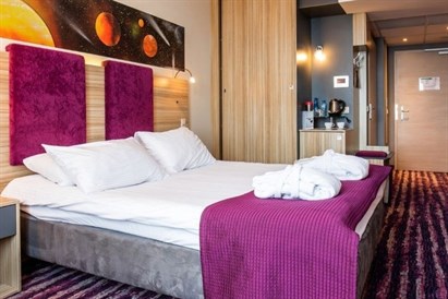 3w1 Kraków dla dwojga – Hotel Galaxy, Restauracja Aquarius i House of Attraction