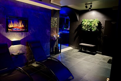 Wynajem strefy saun i jacuzzi na wyłączność z przekąskami i winem - Strefa Saun Viva La Vida