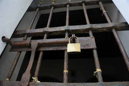 Escape Room Rzeszów – Pokój Więźnia nr 13 | voucher dla 3 osób