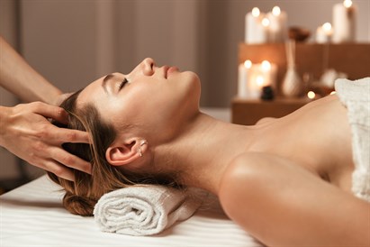 Masaż karku i głowy w Calmea Spa