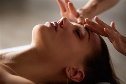 Masaż korugi – naturalny lifting twarzy w Radomiu | Salon Sandra