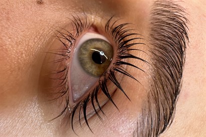 Lifting rzęs - naturalne podkręcenie spojrzenia w Doll Beauty Studio Kraków