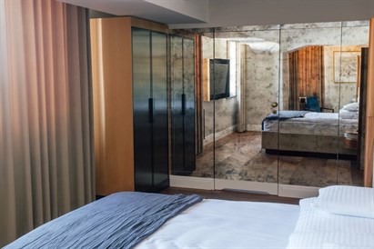 Relaks w Łaźni z butelką wina i noc w Apartamencie w Wodnej Wieży