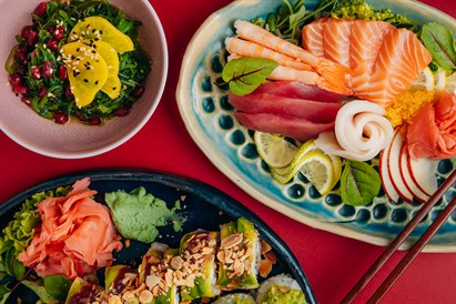 Sushi z przyjaciółmi w Suszarni we Wrocławiu (Kąty Wrocławskie)