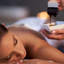 Pistacjowo-czekoladowy masaż i peeling w Yasumi Arena Kraków