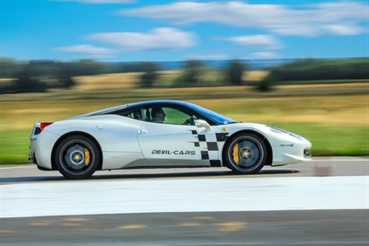 Voucher na jazdy supersamochodami do Devil-Cars