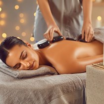 Masaż kamieniami - Glamour Spa