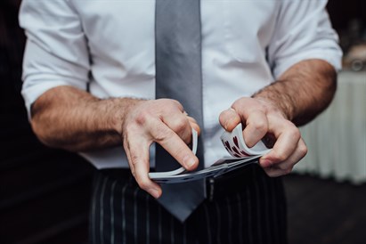 Teatr Magii – voucher na bilet normalny na pokaz iluzji