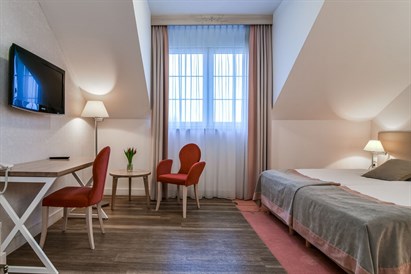Romantyczny nocleg ze SPA dla dwojga: Hotel Wieniawa w pałacu
