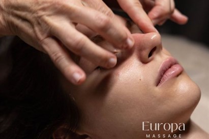 Japoński masaż KOBIDO w Warszawie – Europa Massage