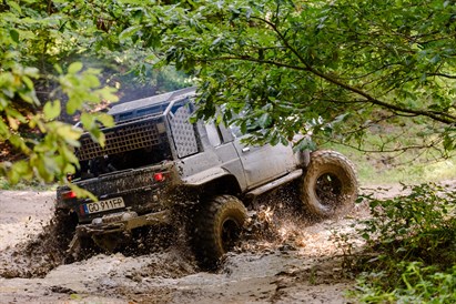 Szkolenie off-road w Trójmieście – 50 min za kółkiem Nissana Patrola!
